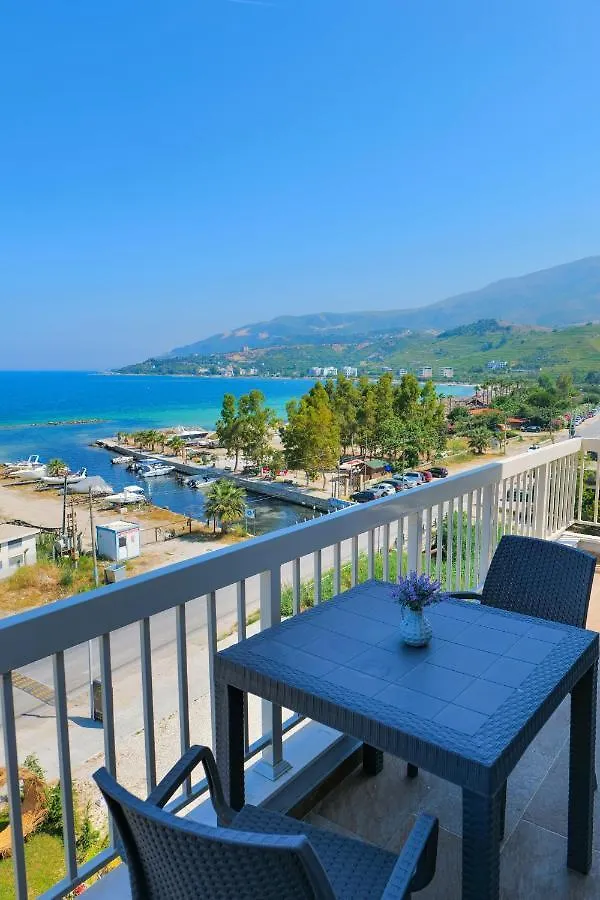 Aparthotel The Peak Hotel & Lounge Radhime Albania