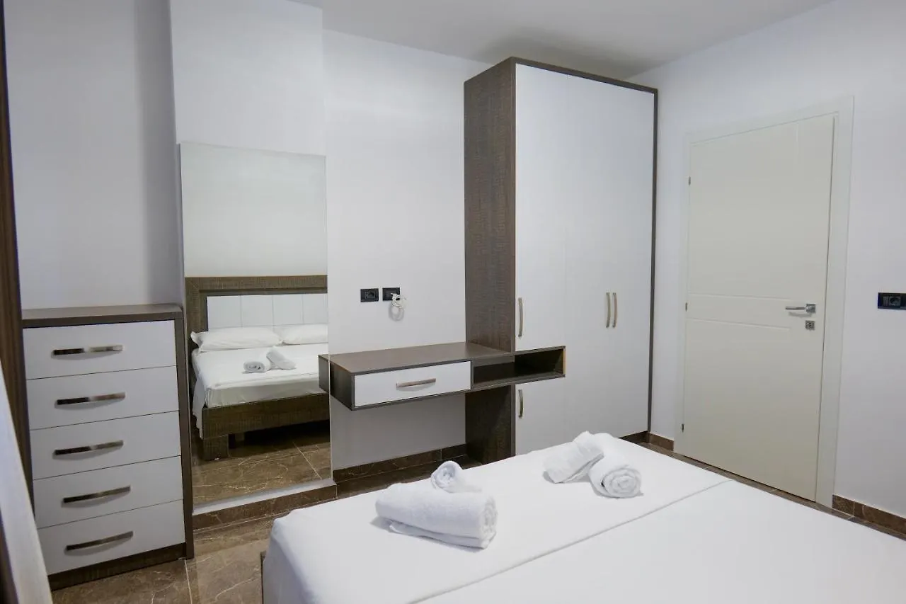 The Peak Hotel & Lounge Radhime Albania