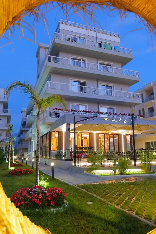 Aparthotel The Peak Hotel & Lounge Radhime